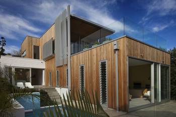 Дизайн дома в современном стиле с террасой