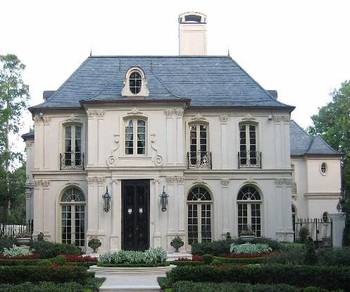 Фасад в французском стиле