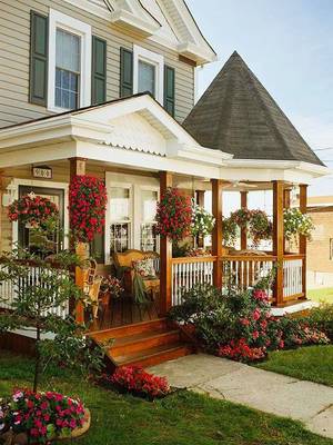 Фото дома в викторианском стиле с красивым входом