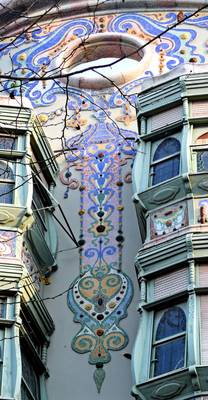 Фото керамического фасада пестрого цвета