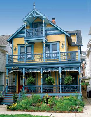 Фото красивого дома синего цвета в викторианском стиле