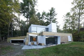 Фото дома в современном стиле с террасой