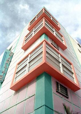 Отделка фасада дома бирюзового цвета в современном стиле