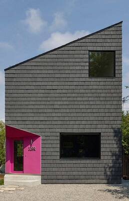 Дом серого цвета в современном стиле