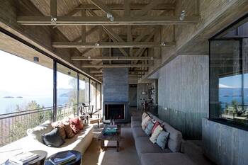 Вариант окон на фасаде дома