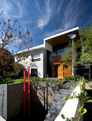 Красивый дом в восточном стиле