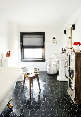 Вариант ванной комнаты частного дома  в скандинавском стиле.