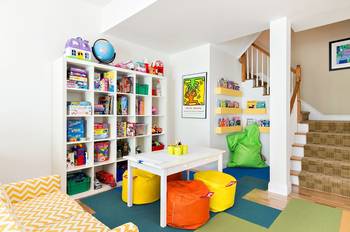 Дизайн интерьера детской комнаты в загородном доме.